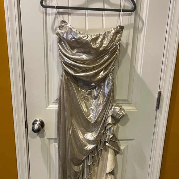COULD NEVER BE ME METALLIC MIDI DRESS - Picture 3 of 4